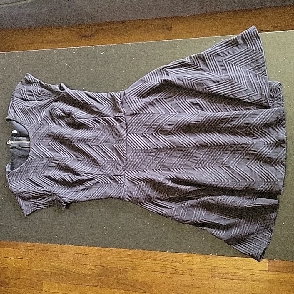 Brand unknown. Size 2 black dress